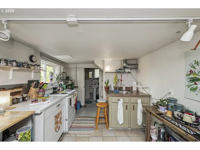 $839,000 | 2204 Northeast 7th Avenue, Portland, OR 97212