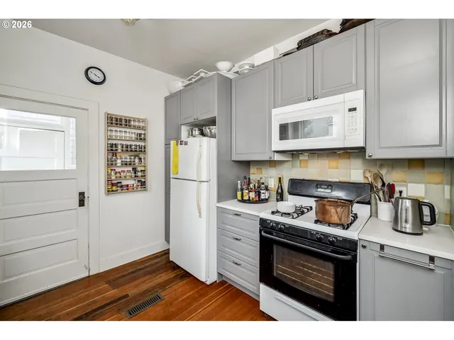 $839,000 | 2204 Northeast 7th Avenue, Portland, OR 97212