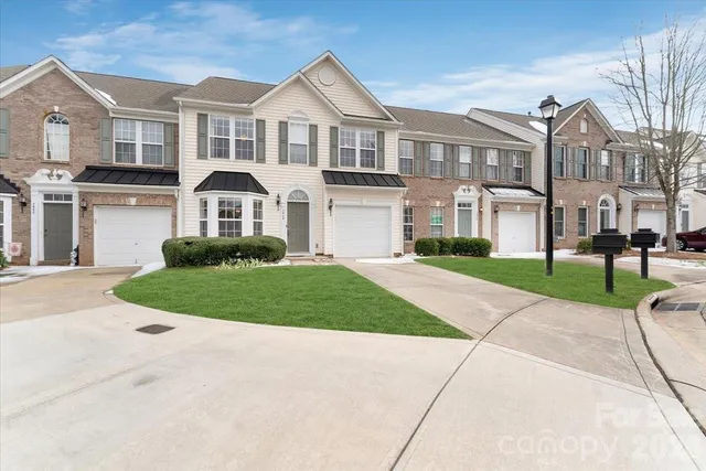 $345,000 | 7948 Mariners Pointe Circle, Denver, NC 28037