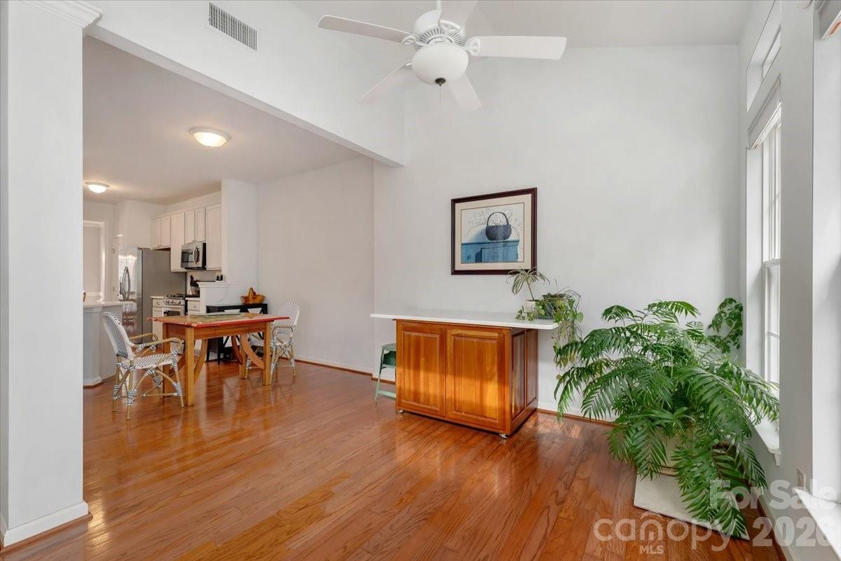 7948 Mariners Pointe Circle Denver, NC 28037 - Photo 14 of 39 a living room with furniture and a table