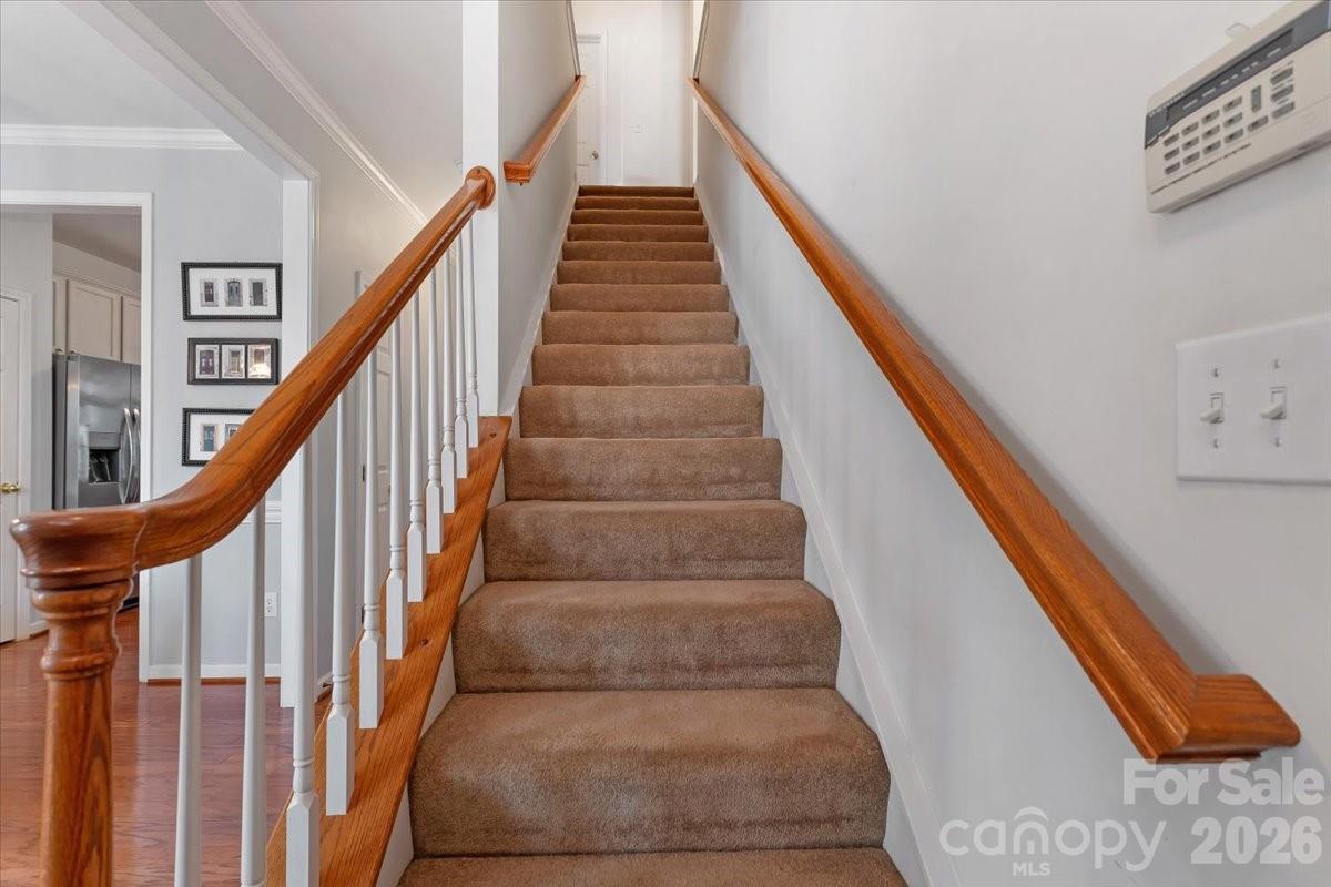 7948 Mariners Pointe Circle Denver, NC 28037 - Photo 18 of 39 a view of entryway