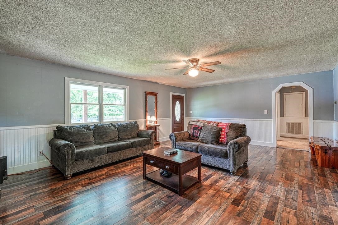 1825 Harrelson Road Roebuck, SC 29376 - Photo 4 of 36