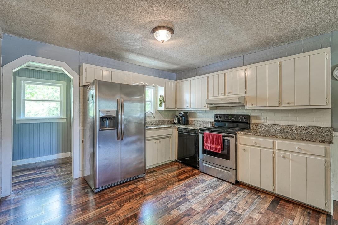 1825 Harrelson Road Roebuck, SC 29376 - Photo 5 of 36