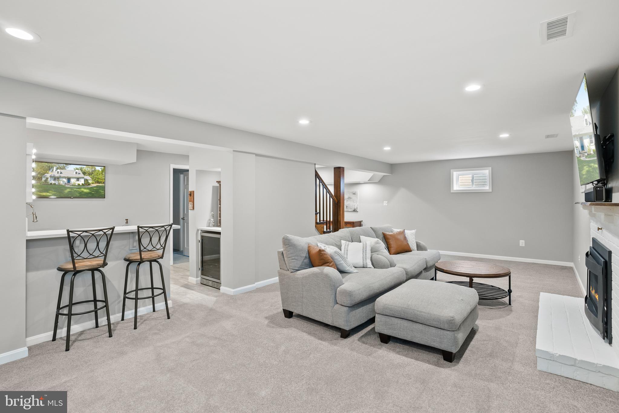 8436 Burning Tree Road Bethesda, MD 20817 - Photo 37 of 48