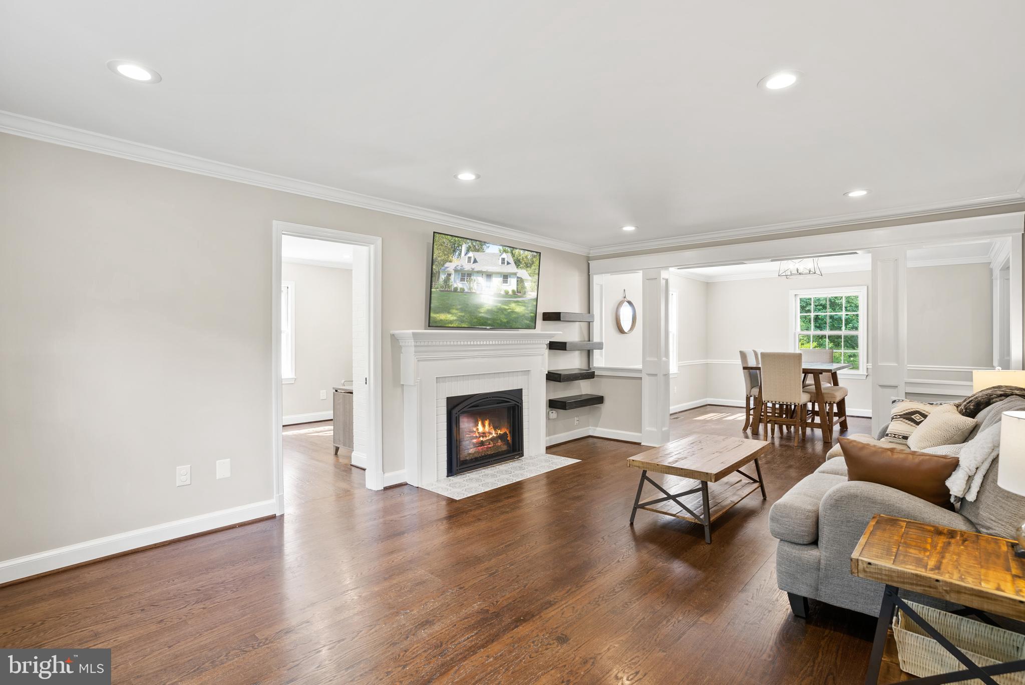 8436 Burning Tree Road Bethesda, MD 20817 - Photo 9 of 48