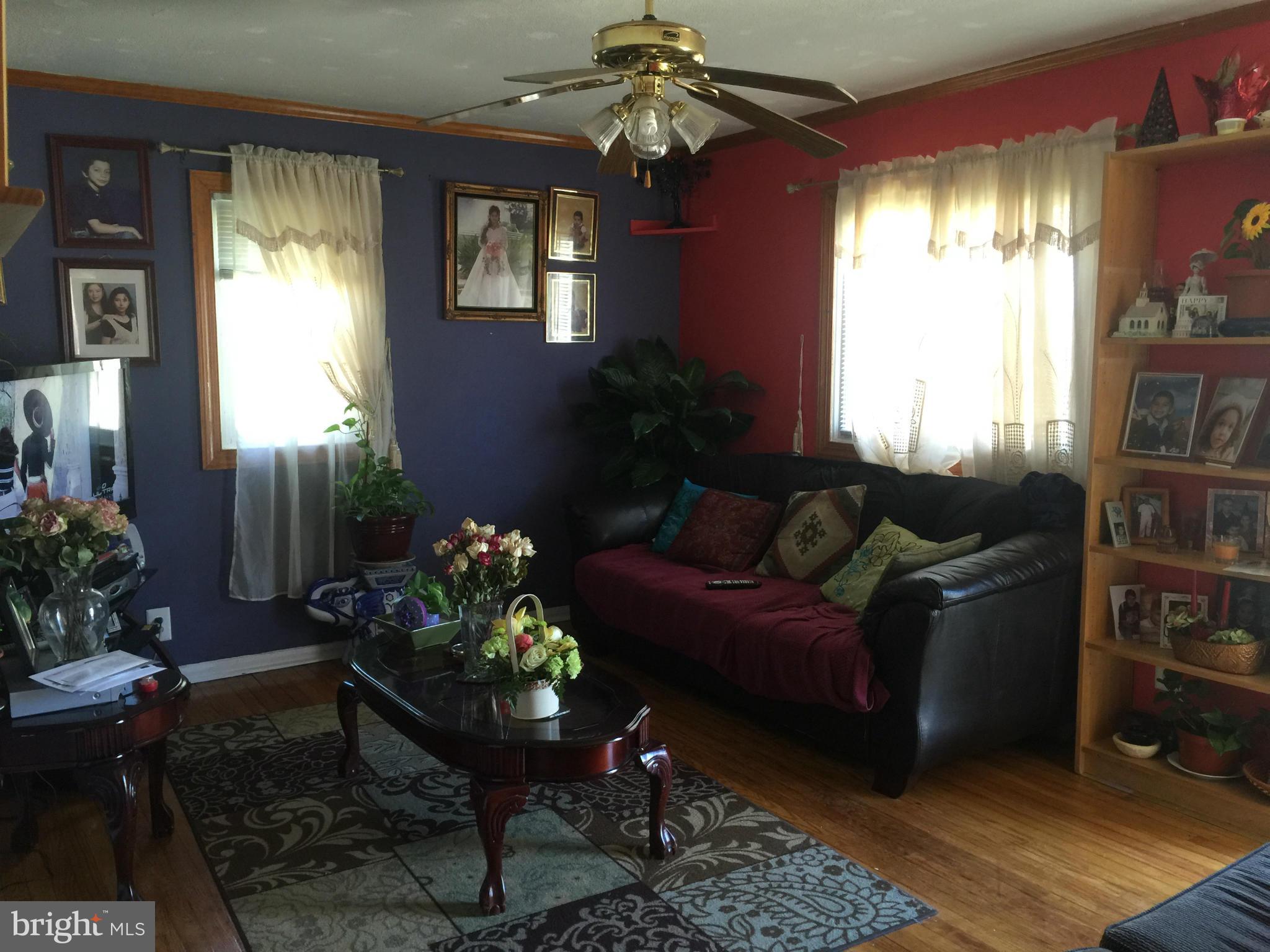7737 Emerson Road Hyattsville, MD 20784 - Photo 7 of 17 Living Room