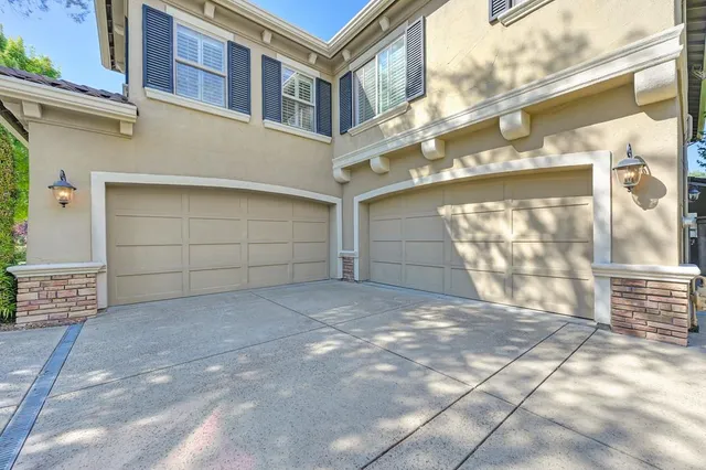 a picture of floor plan