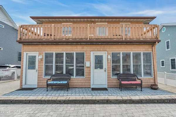$3,200 | 8 President Avenue, Unit 1, Lavallette, NJ 08735