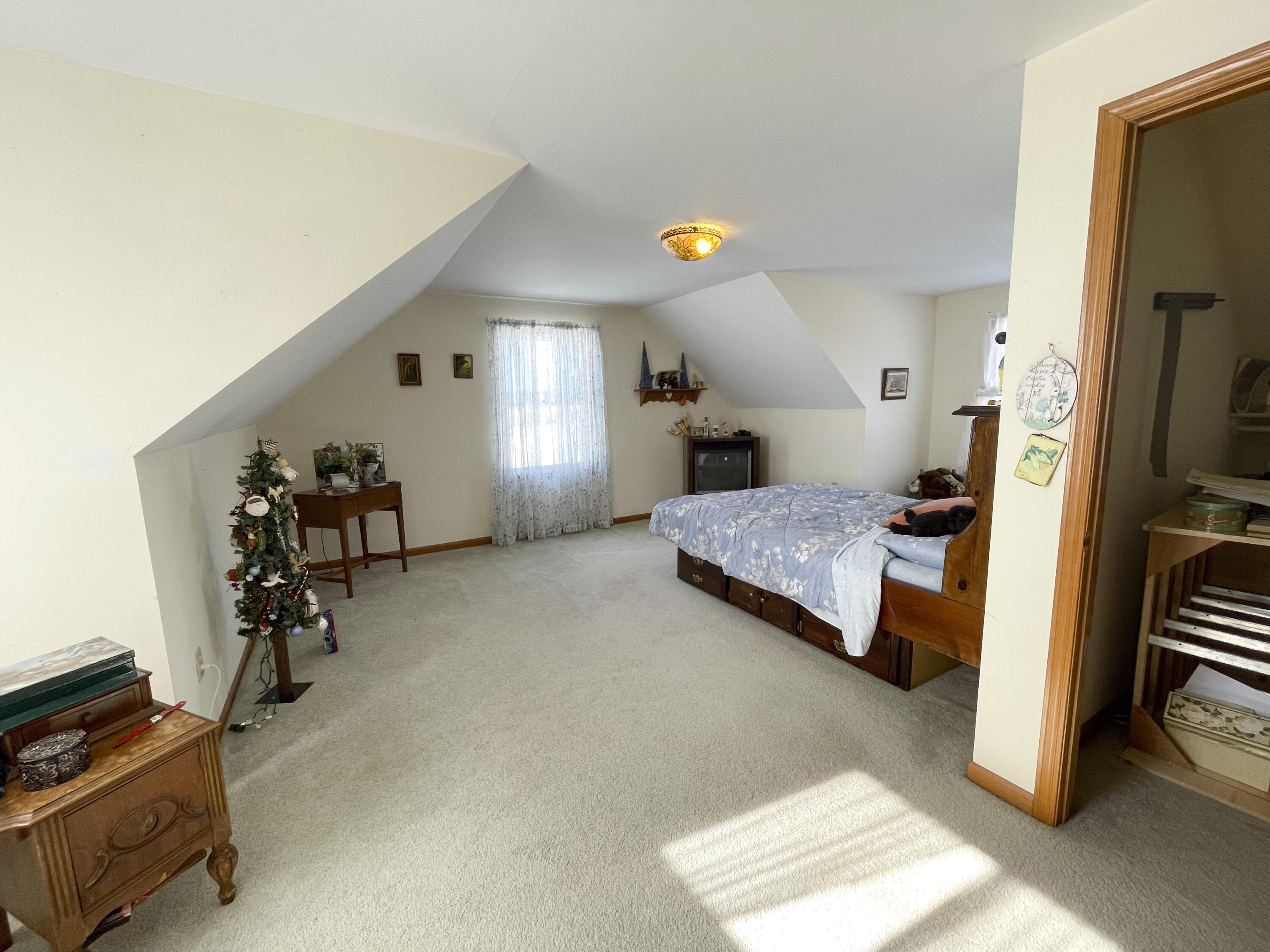 13631 Bemis Road Manchester, MI 48158 - Photo 17 of 33 Bedroom 2