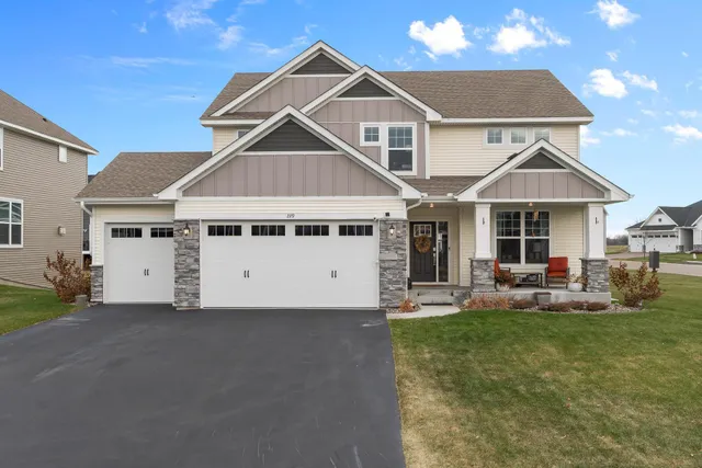$550,000 | 2149 Johanna Circle, Lino Lakes, MN 55038