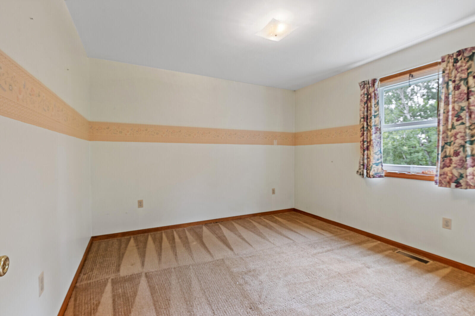 75 Highland Heights Road Winthrop, ME 04364 - Photo 20 of 47 24_BP5A0282_DxO_mls