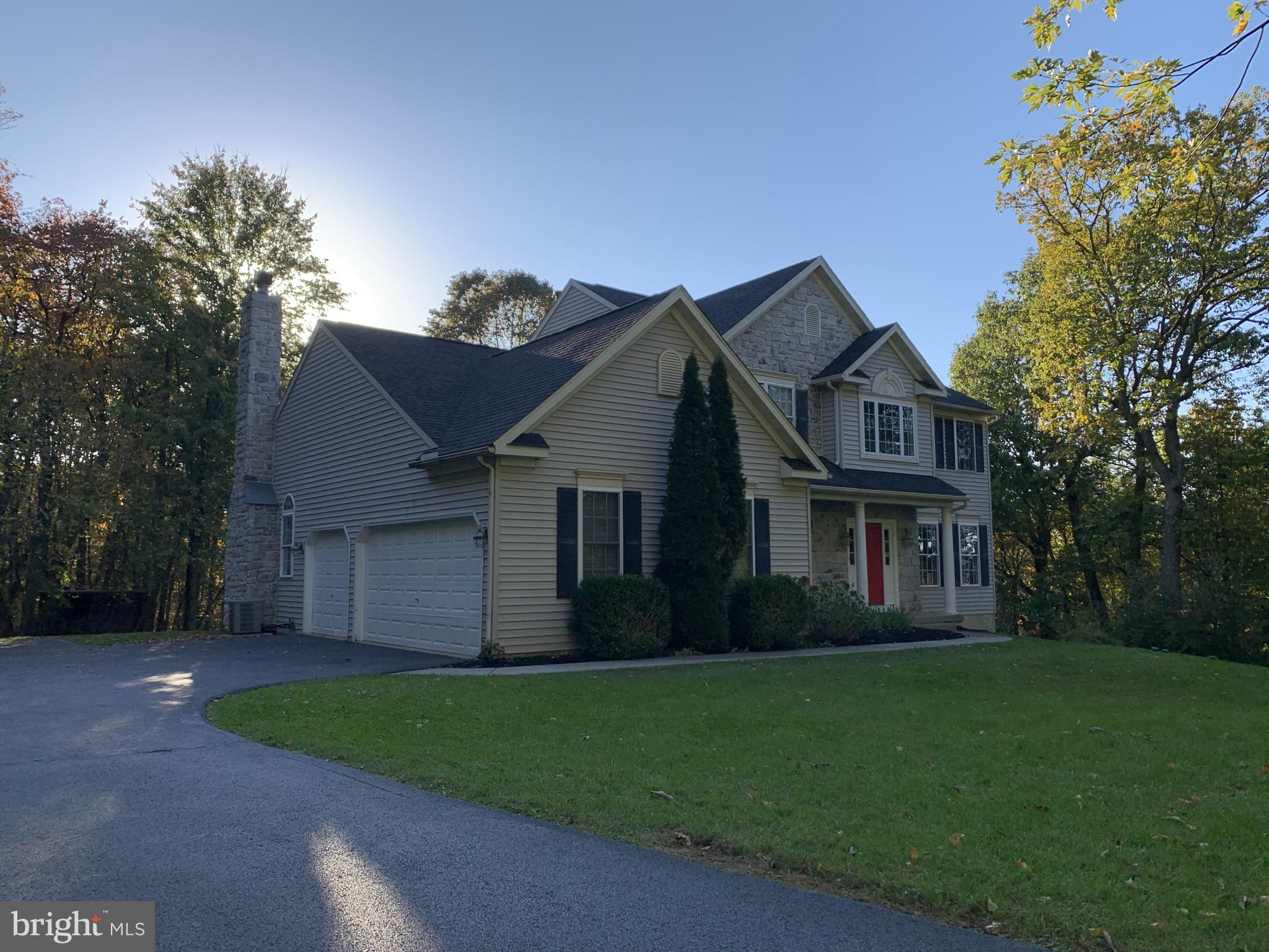 209 Overlook Road Morgantown, PA 19543 - Photo 4 of 42 Gallery Image 4