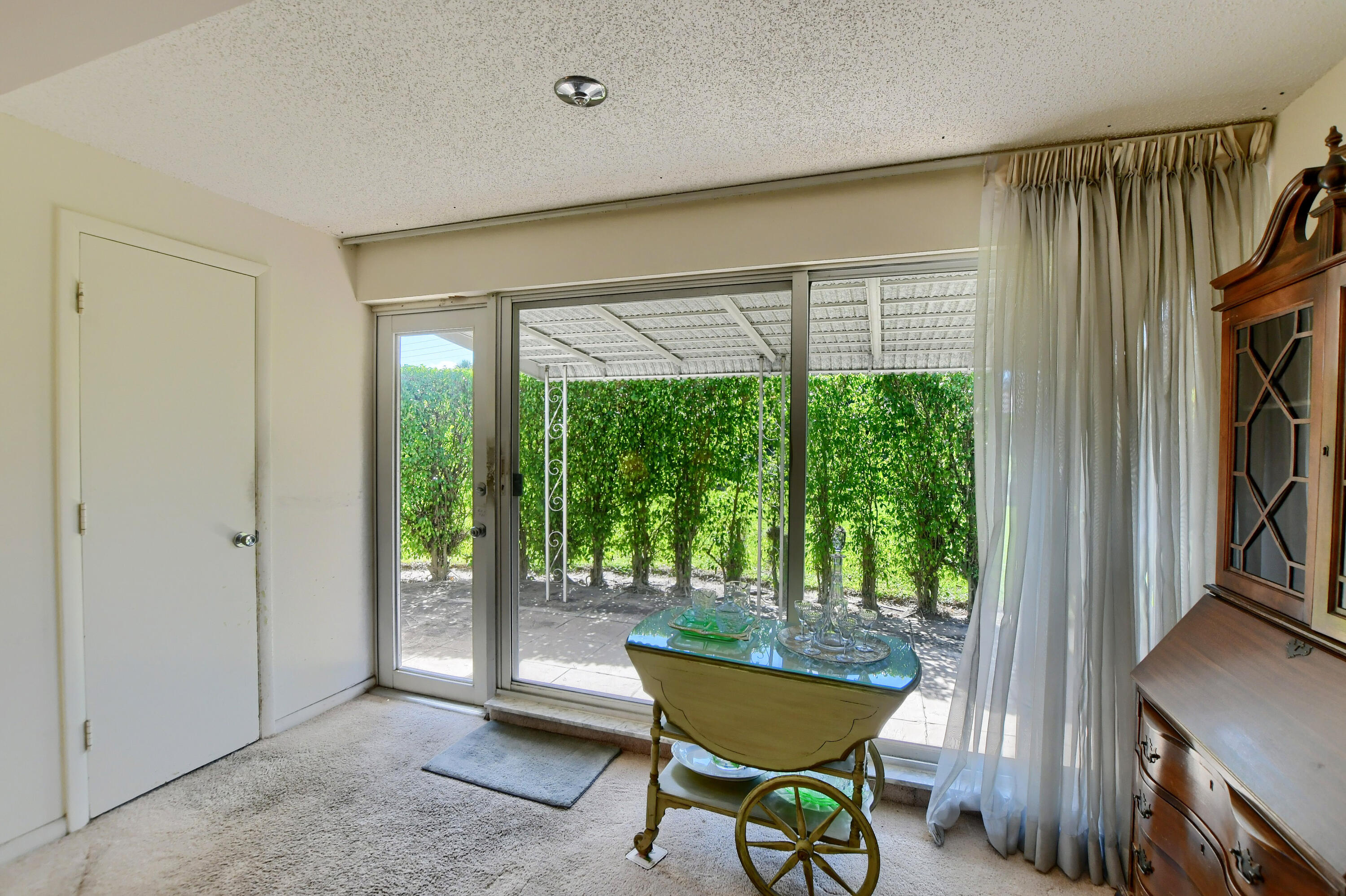 21070 Covington Drive Boca Raton, FL 33433 - Photo 20 of 41 Florida room