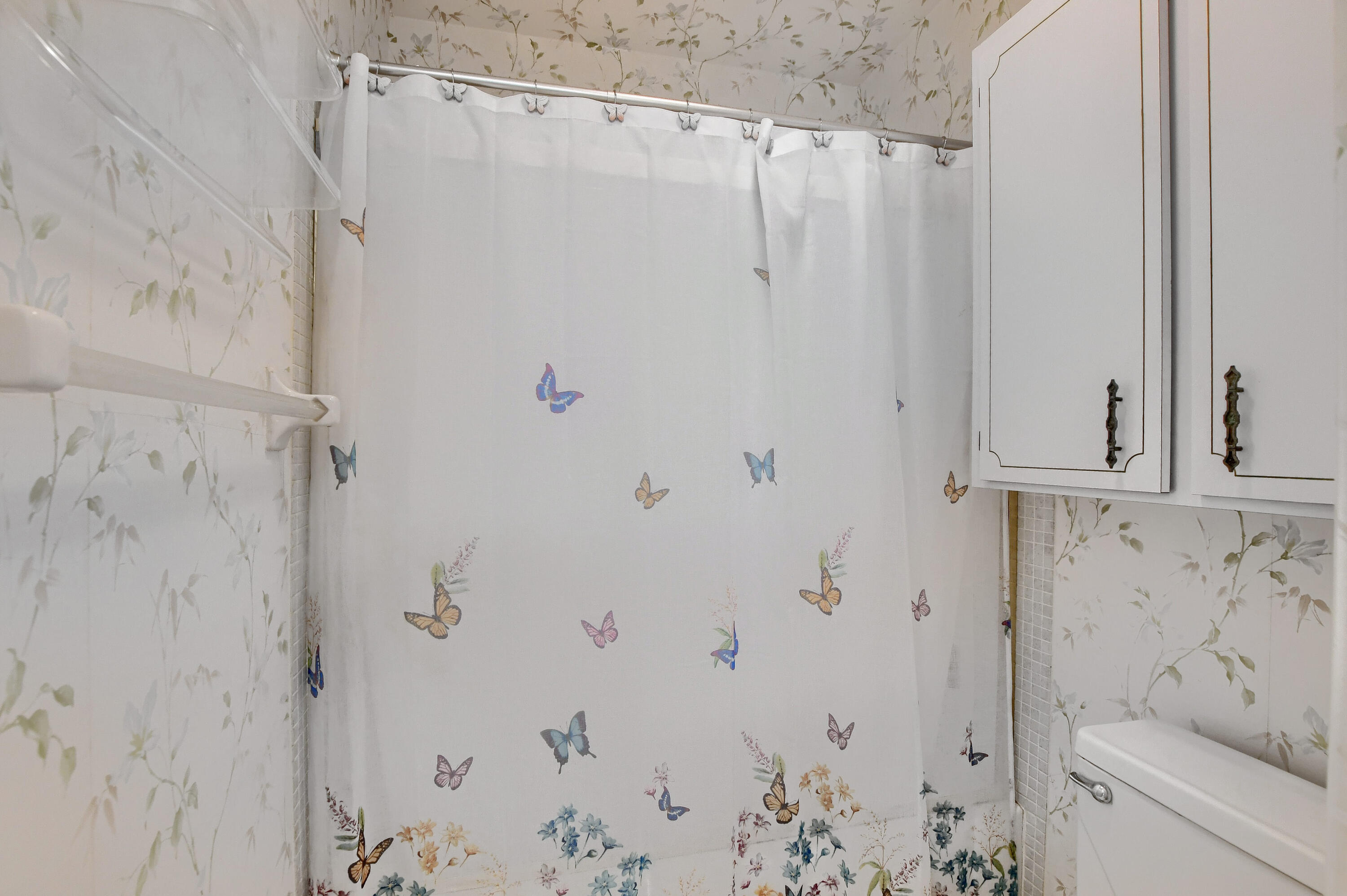 21070 Covington Drive Boca Raton, FL 33433 - Photo 28 of 41 Master bath
