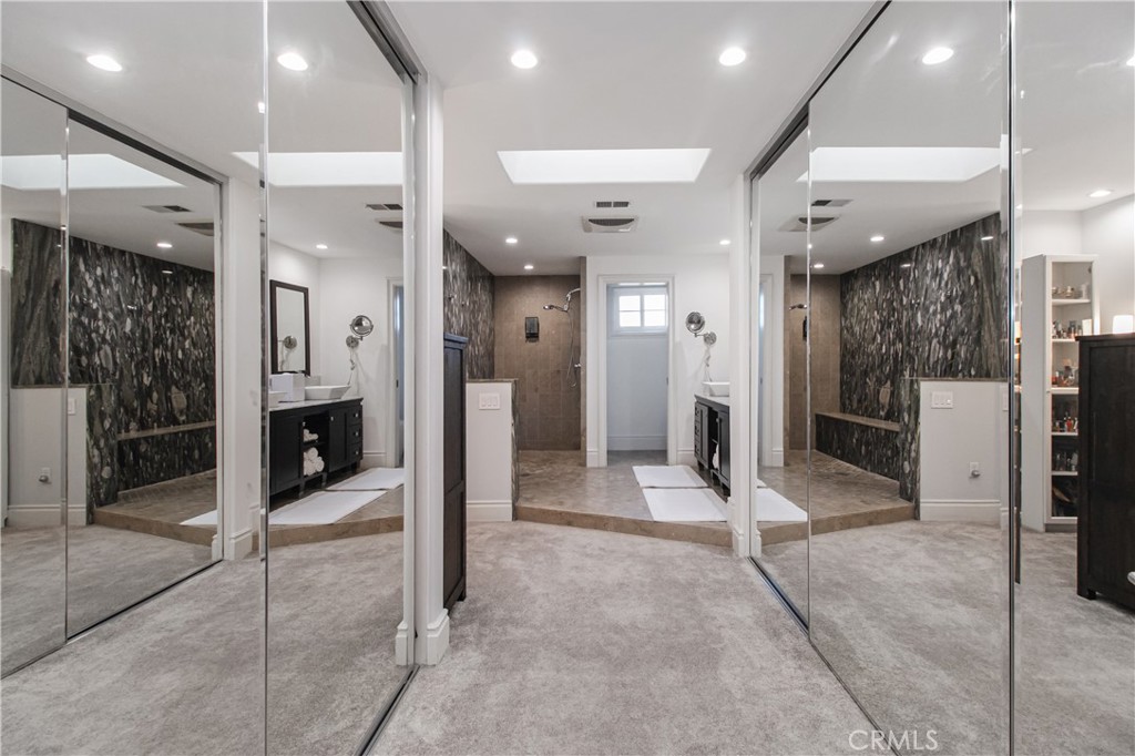 23057 Park Este Calabasas, CA 91302 - Photo 24 of 31