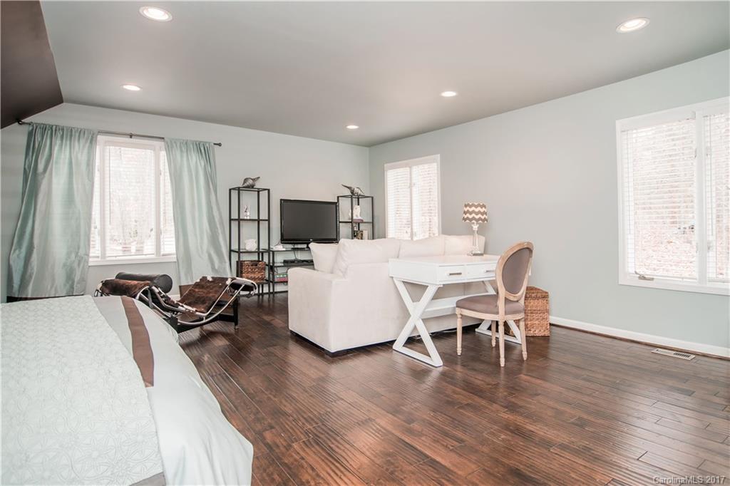 3 Tanglewood Road Lake Wylie, SC 29710 - Photo 22 of 24 Gallery Image 22