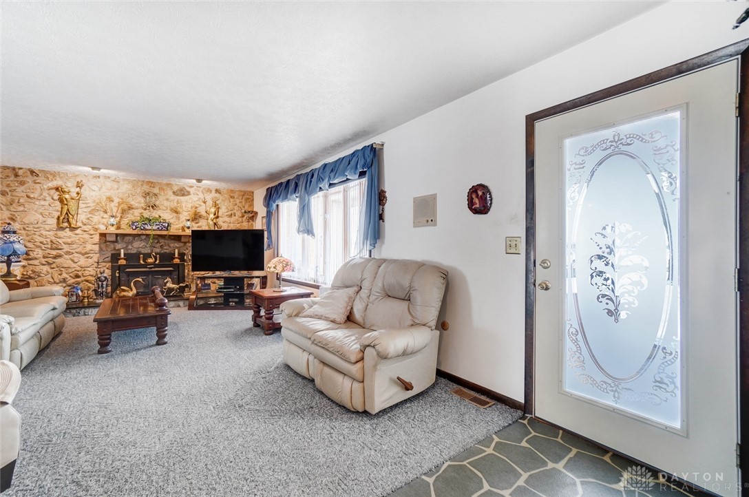 7673 Shields Road Lewisburg, OH 45338 - Photo 14 of 31 Gallery Image 14