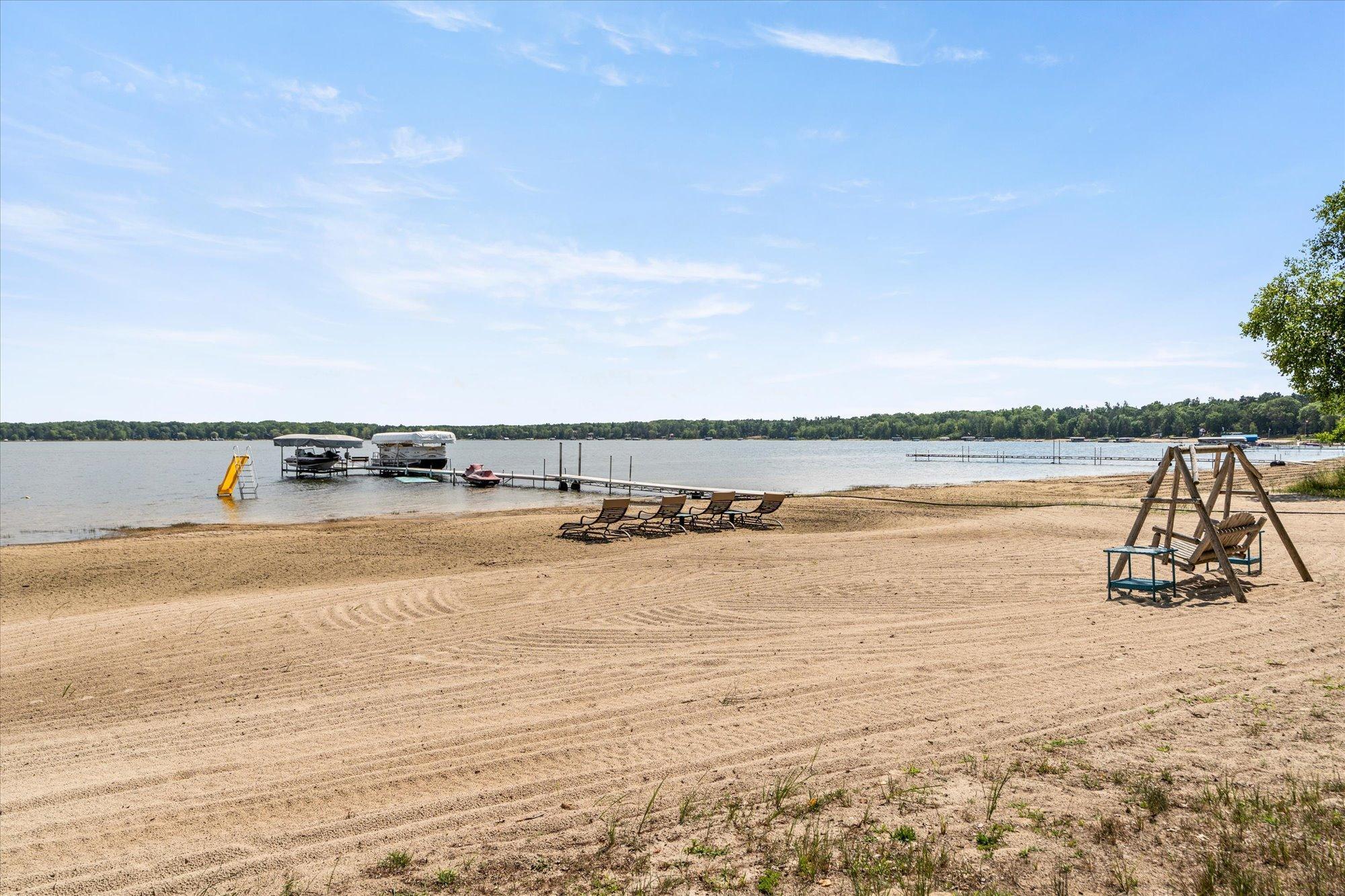 29270 Huxtable Point Road Merrifield, MN 56465 - Photo 29 of 47 Gallery Image 29