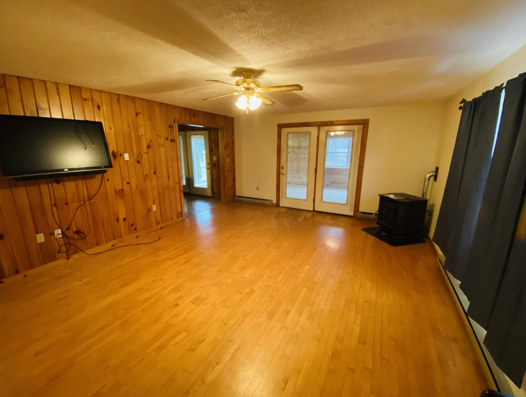 1784 St Albans Road Richford, VT 05476 - Photo 7 of 39 Gallery Image 7