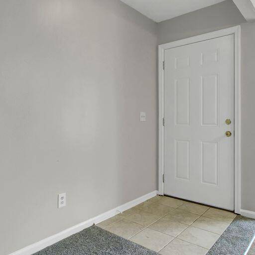 527 Savannah Road Ladson, SC 29456 - Photo 5 of 30 s5