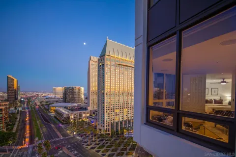 $1,450,000 | 700 West Harbor Drive, Unit 2101, San Diego, CA 92101