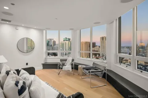 $1,450,000 | 700 West Harbor Drive, Unit 2101, San Diego, CA 92101