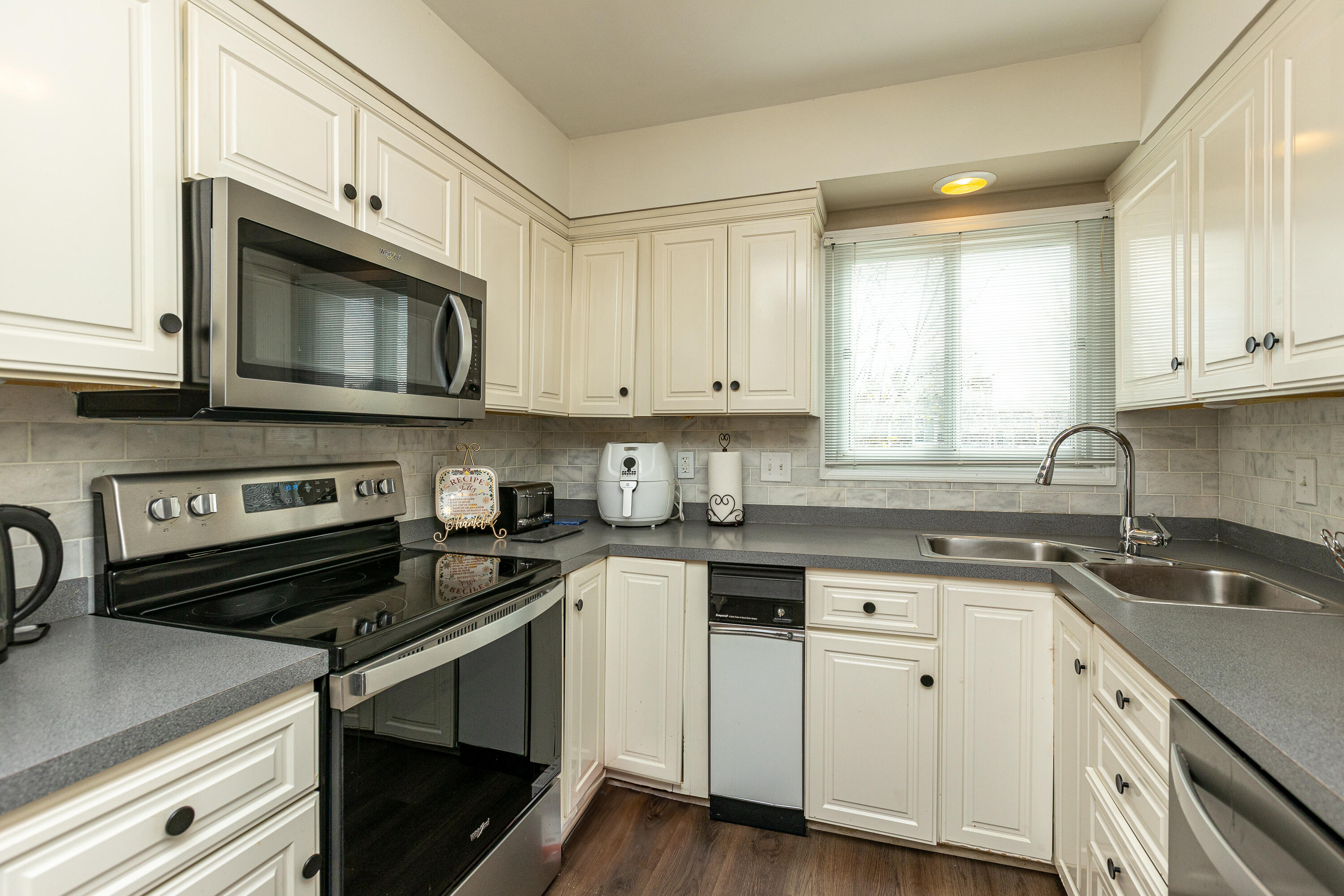 3372 Montavesta Road Lexington, KY 40502 - Photo 8 of 30 B-8.1