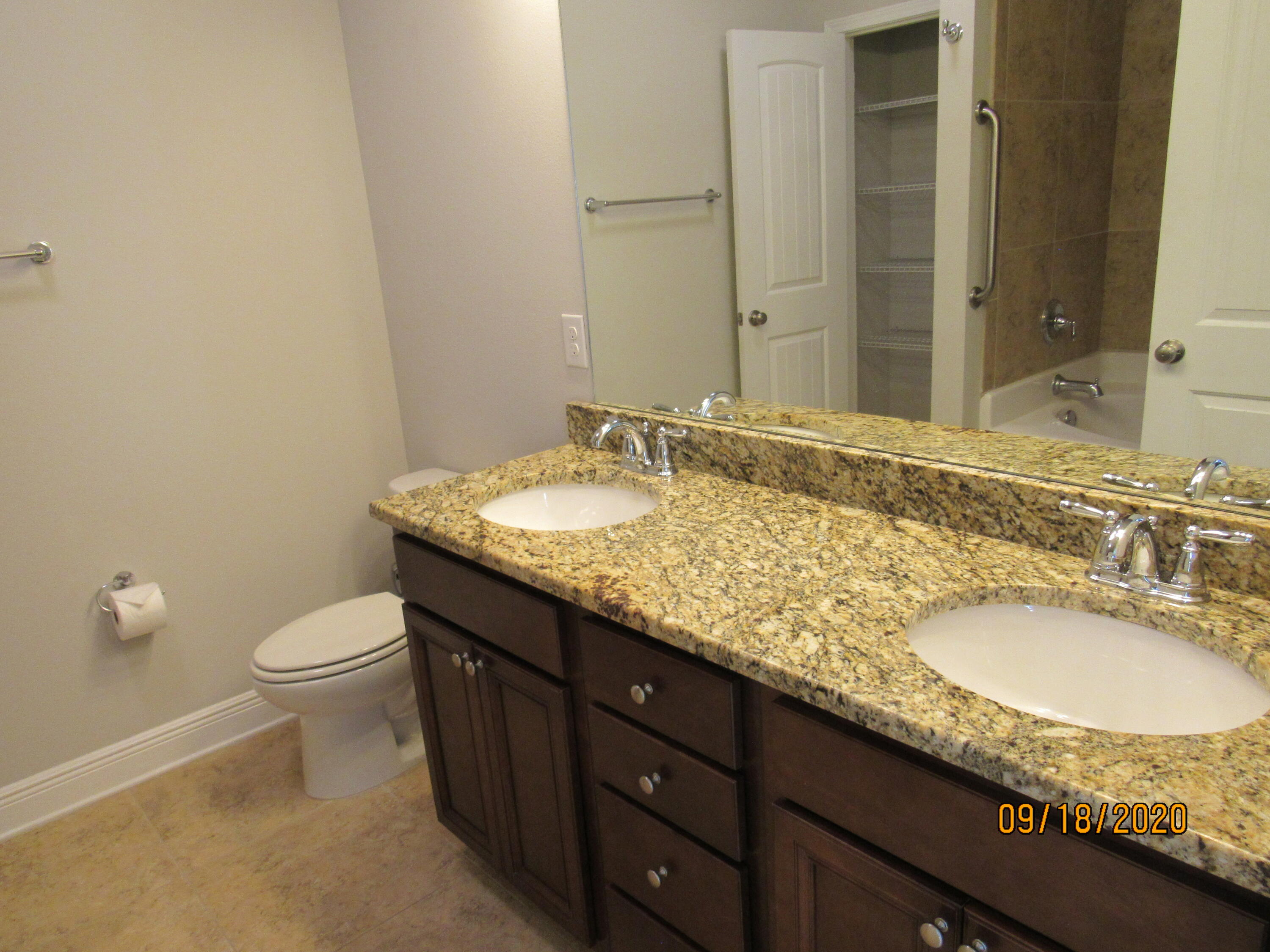 173 Whitman Way Freeport, FL 32439 - Photo 7 of 14 IMG_9558