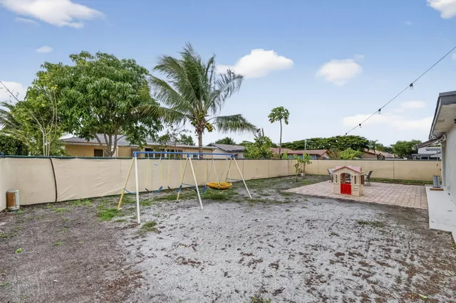 a view of outdoor space