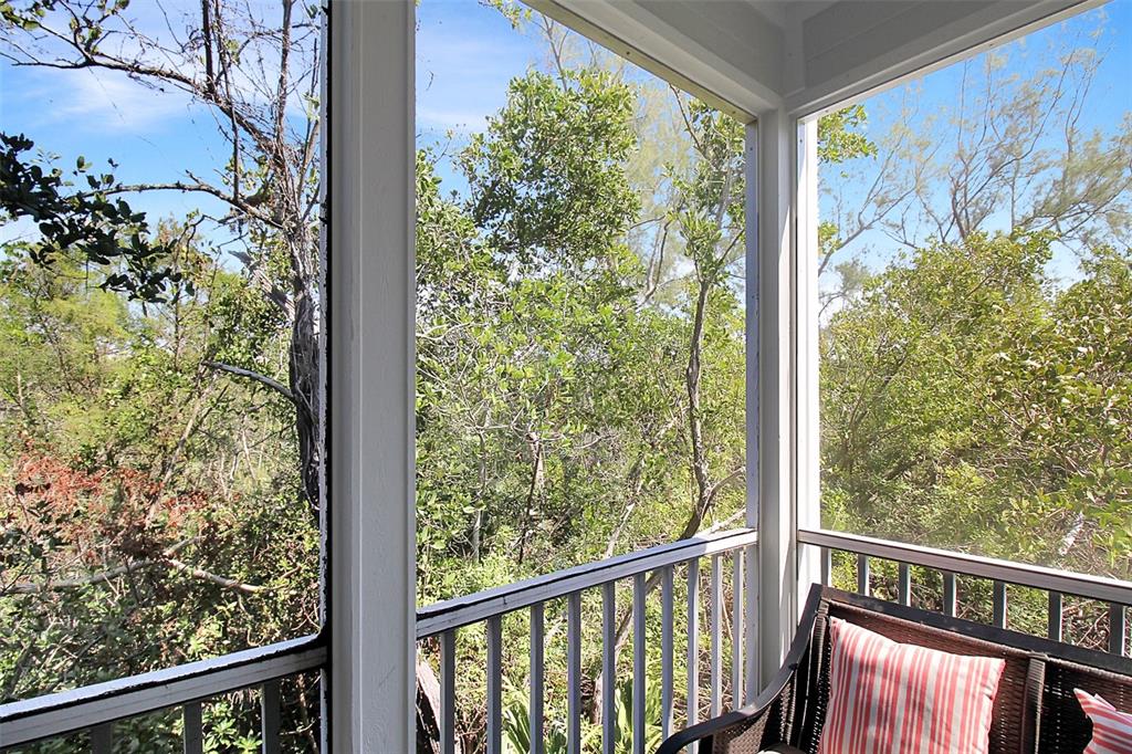 535 Forest Way Longboat Key, FL 34228 - Photo 12 of 60