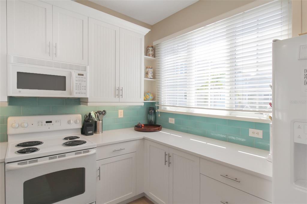 535 Forest Way Longboat Key, FL 34228 - Photo 20 of 60