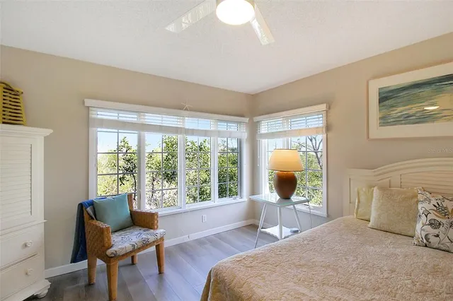 $6,900 | 535 Forest Way, Longboat Key, FL 34228