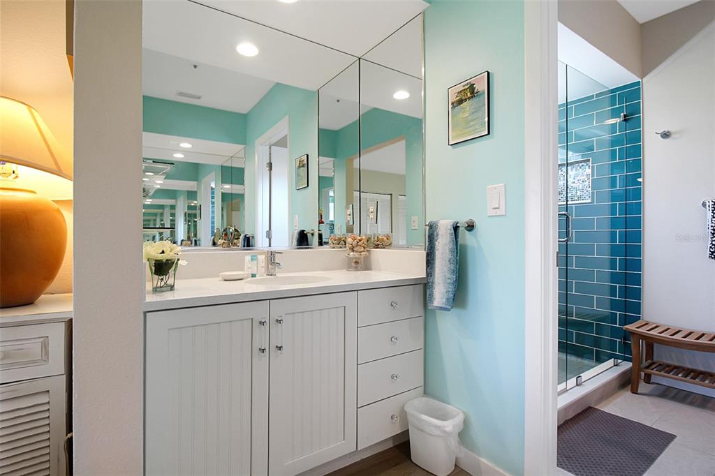 535 Forest Way Longboat Key, FL 34228 - Photo 33 of 60