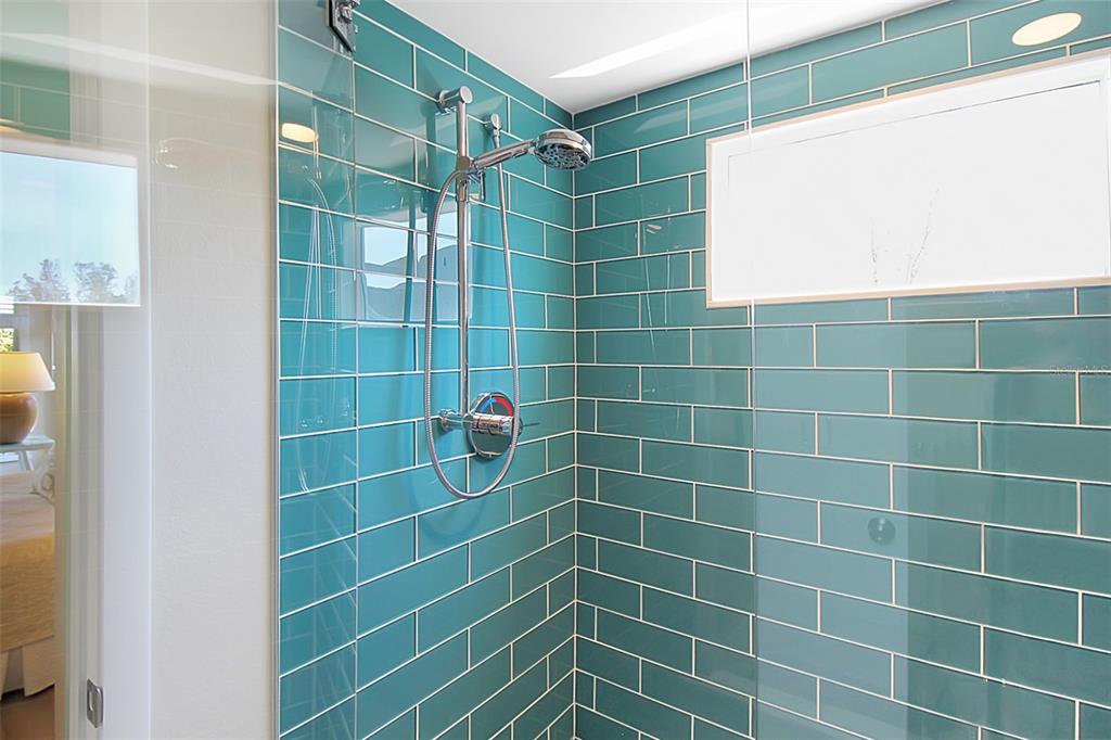 535 Forest Way Longboat Key, FL 34228 - Photo 36 of 60