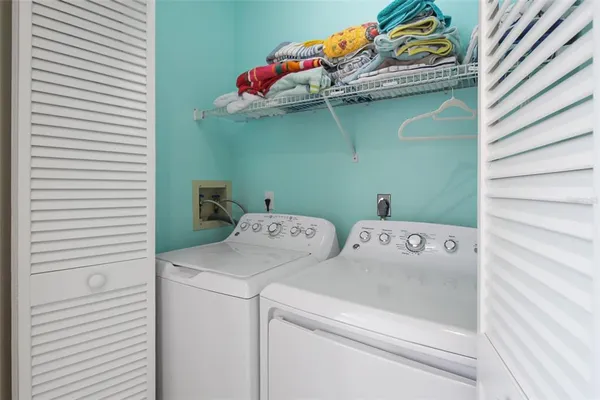 $6,900 | 535 Forest Way, Longboat Key, FL 34228