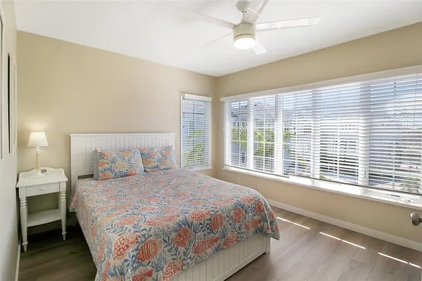 $6,900 | 535 Forest Way, Longboat Key, FL 34228
