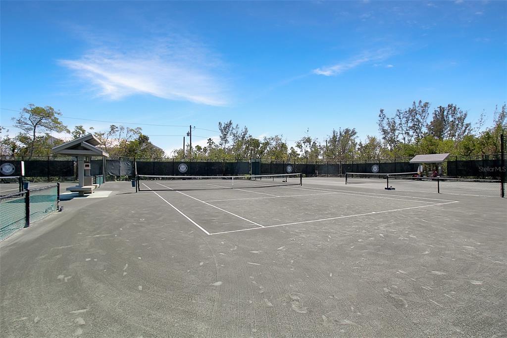 535 Forest Way Longboat Key, FL 34228 - Photo 50 of 60