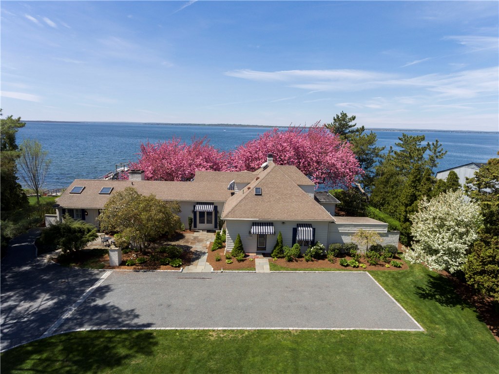 2 Mulberry Road Bristol, RI 02809 - Photo 1 of 40