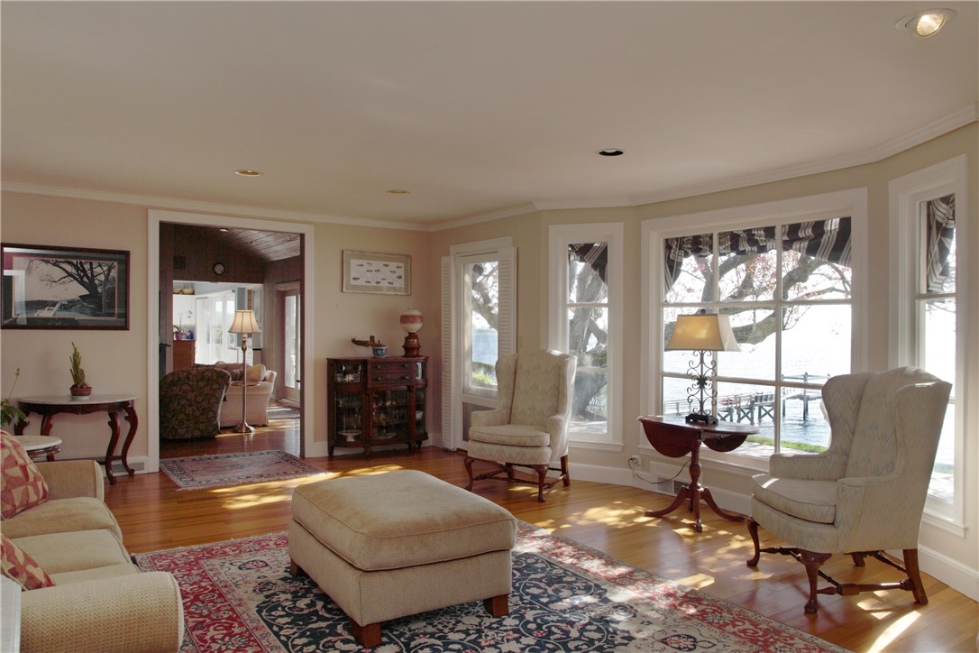 2 Mulberry Road Bristol, RI 02809 - Photo 17 of 40