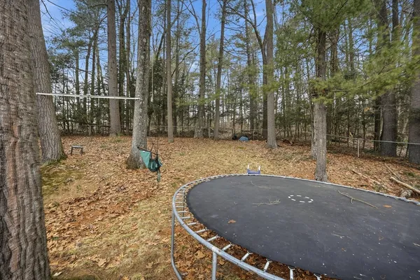 $375,000 | 11 Laurel Terrace, Westfield, MA 01085