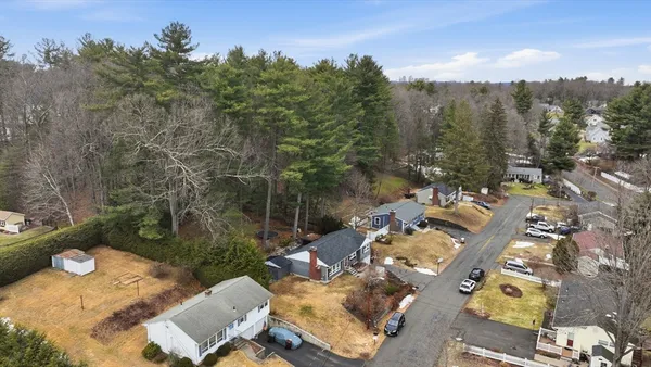 $375,000 | 11 Laurel Terrace, Westfield, MA 01085
