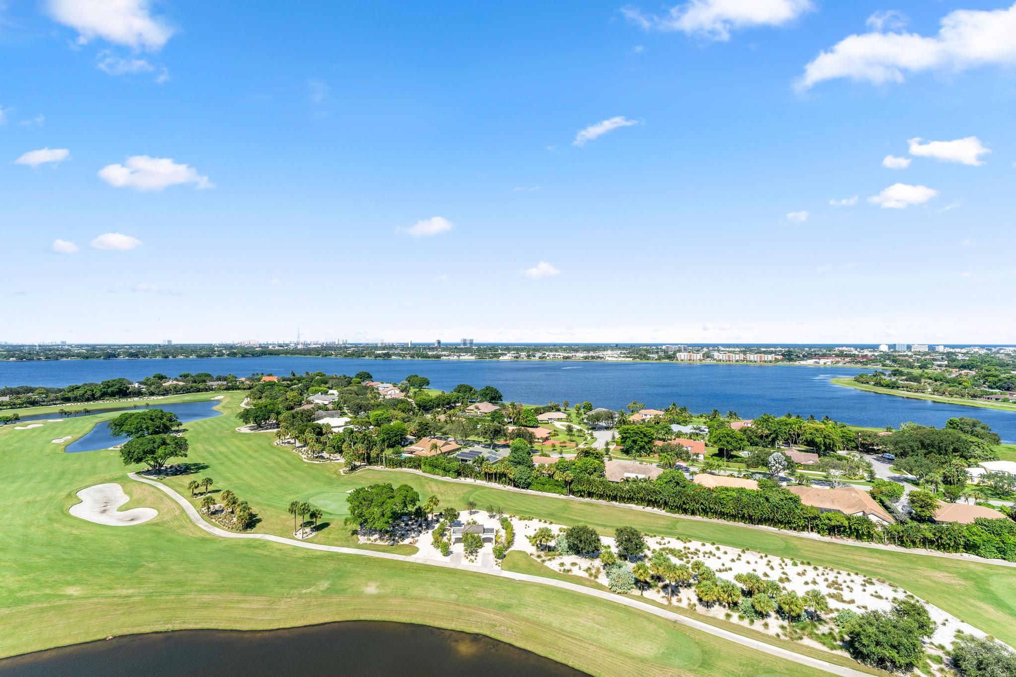 1900 Consulate Place, Unit 2002 West Palm Beach, FL 33401 - Photo 25 of 29 a view of a city