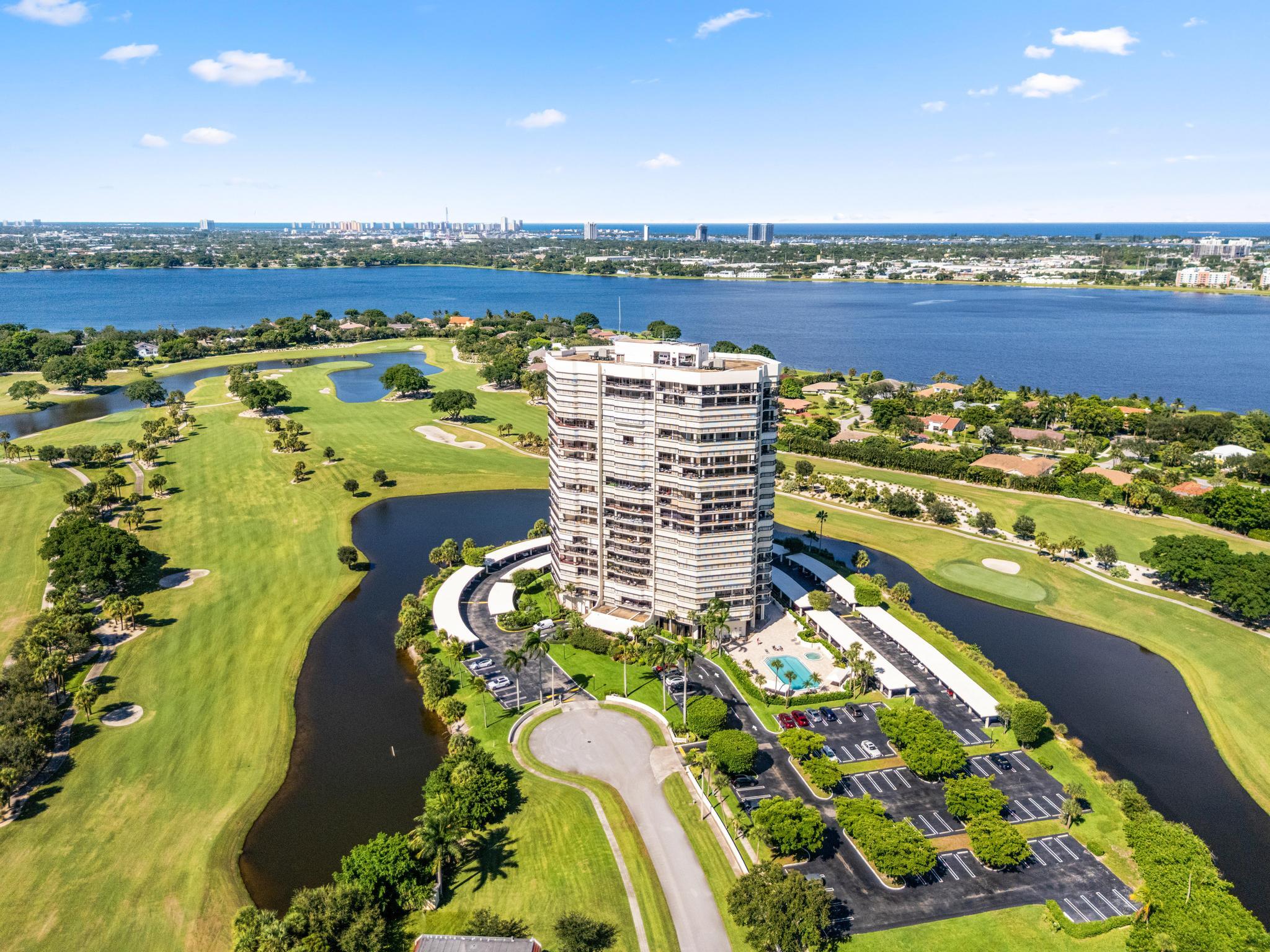 1900 Consulate Place, Unit 2002 West Palm Beach, FL 33401 - Photo 29 of 29 a view of lake view and mountain view