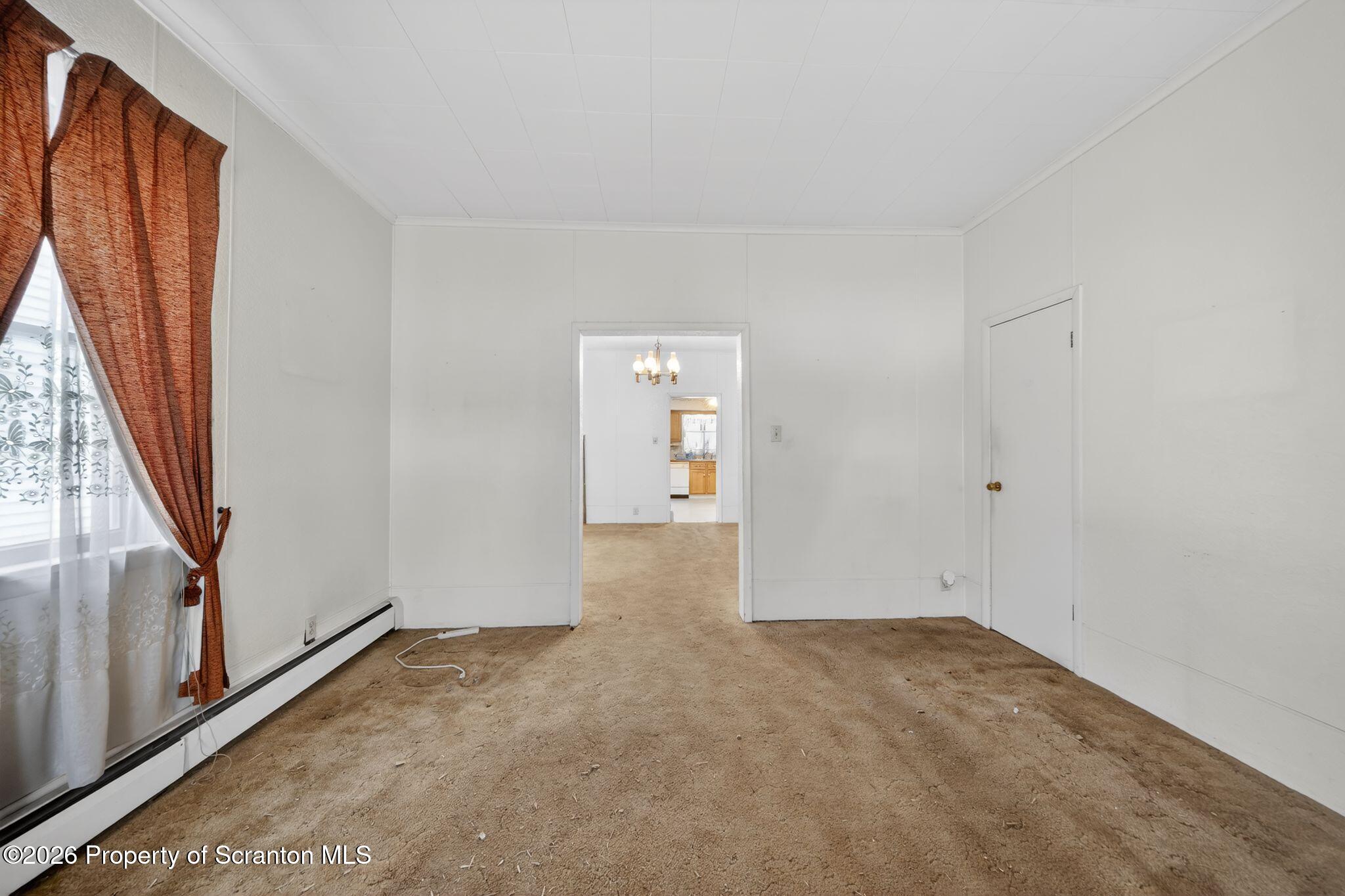 205 Stephenson Street Duryea, PA 18642 - Photo 8 of 19 08_205_Stephenson_St_Duryea_PA_18642-Liv