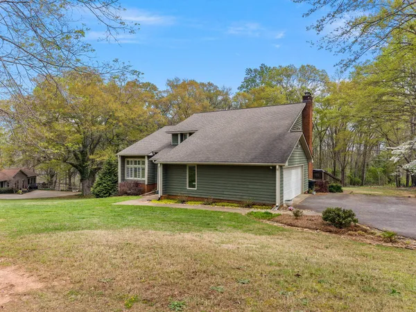 $495,000 | 131 Riveredge Drive, Moore, SC 29369