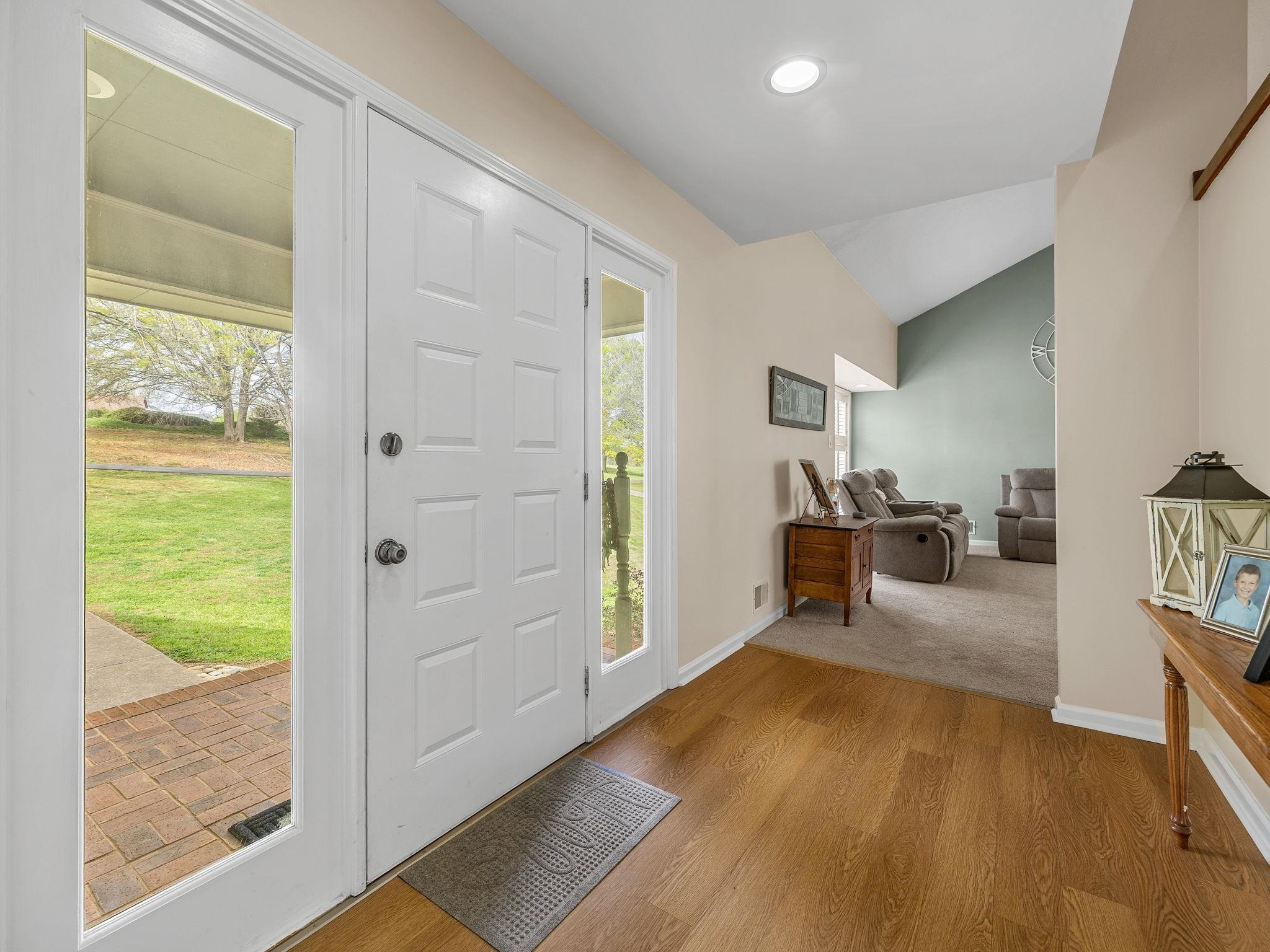 131 Riveredge Drive Moore, SC 29369 - Photo 4 of 45