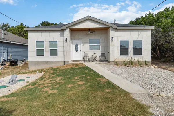 $1,850 | 567 Hummingbird Hill, Canyon Lake, TX 78133