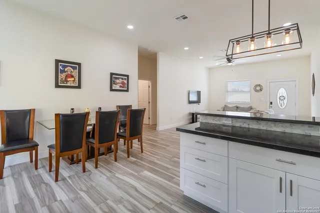 $1,850 | 567 Hummingbird Hill, Canyon Lake, TX 78133