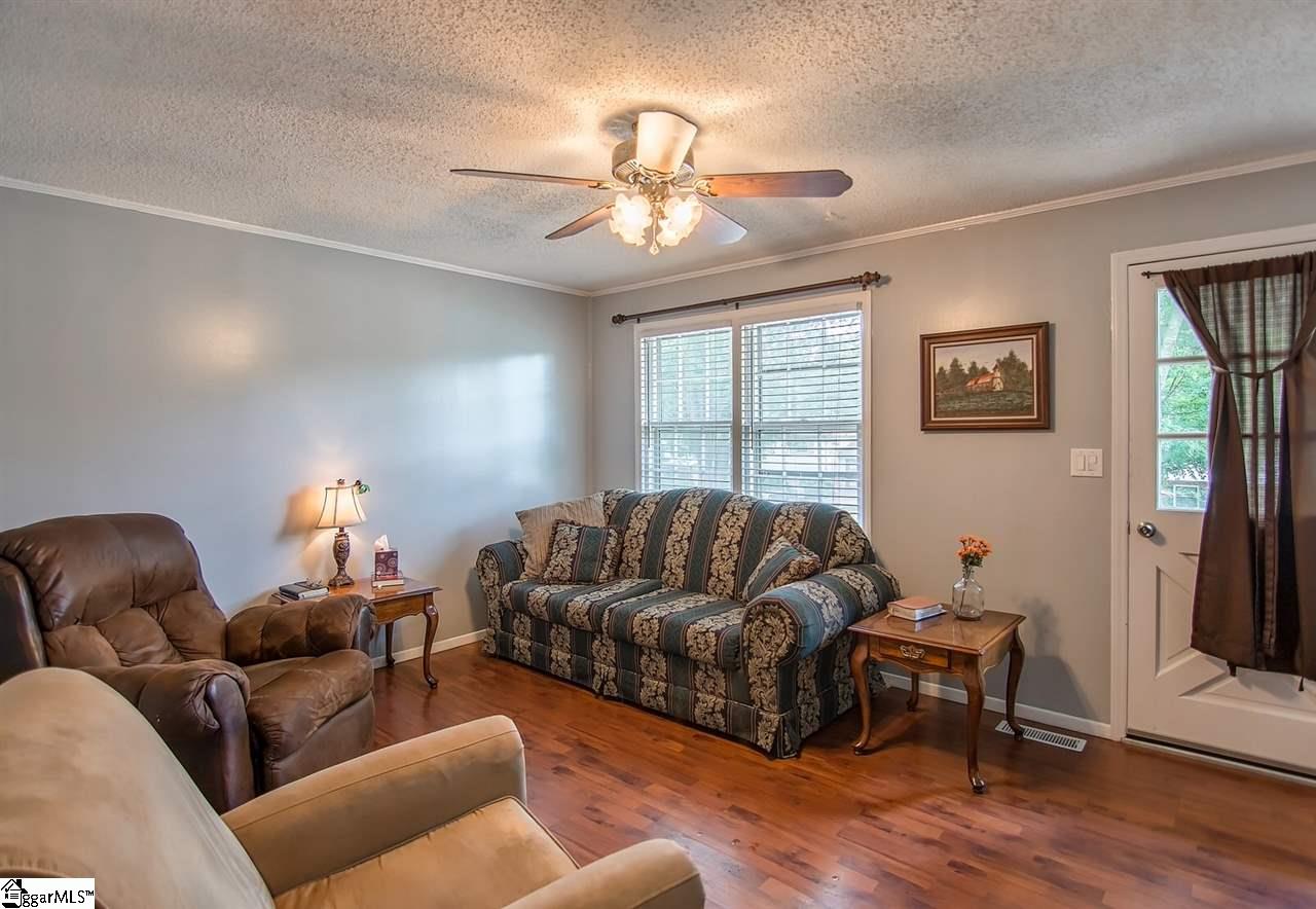219 Brookmere Road Simpsonville, SC 29681 - Photo 2 of 26 Gallery Image 2