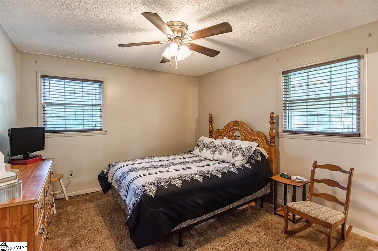 219 Brookmere Road Simpsonville, SC 29681 - Photo 15 of 26 Gallery Image 15